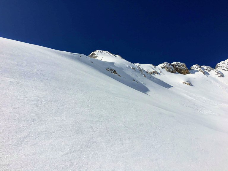 Bader, Marie, Bergkamm im Schnee, , P-Seminar crossmedia S. G. Riedl, 2019